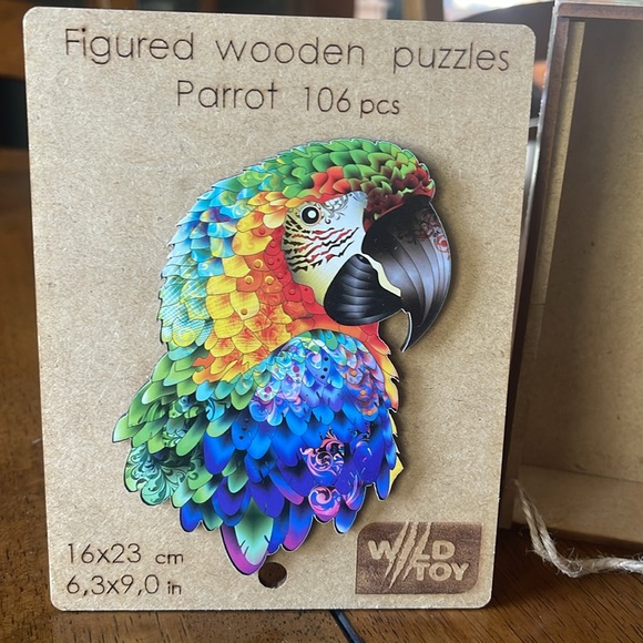 Parrot figured wooden puzzle 106 shaped pieces wild toy - Picture 3 of 7